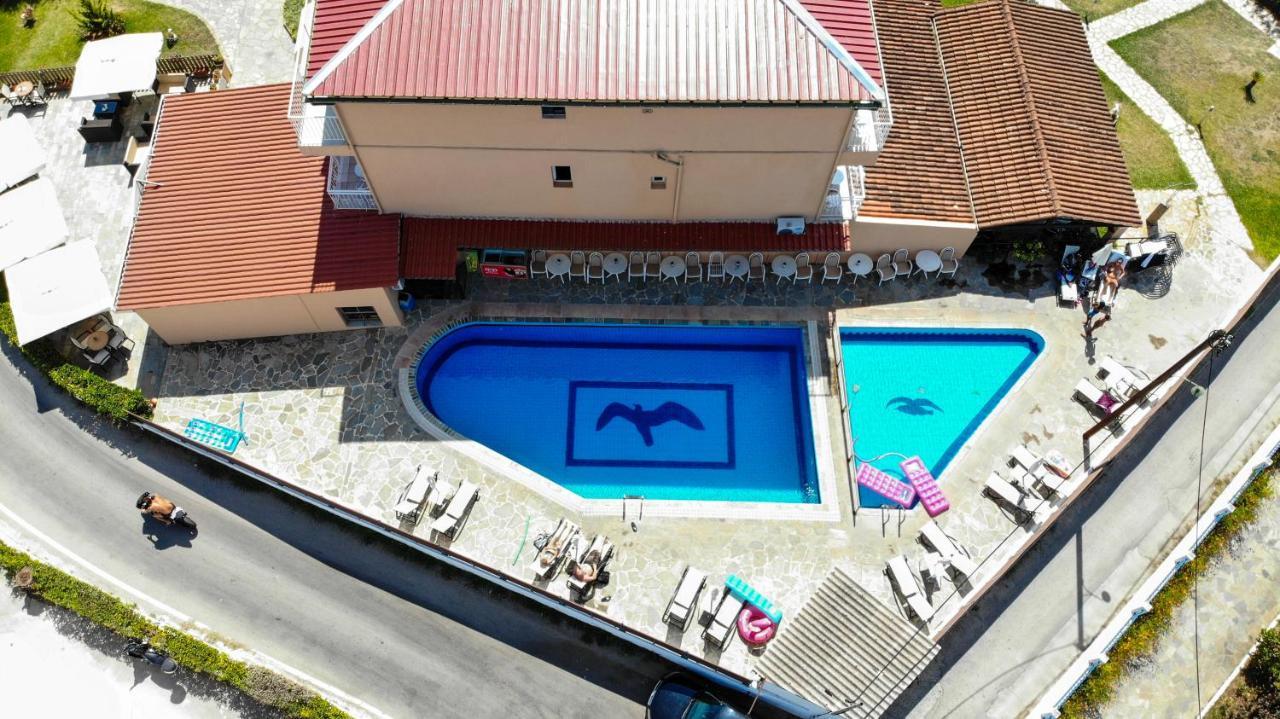 Seabird Hotel Moraitika Exterior photo