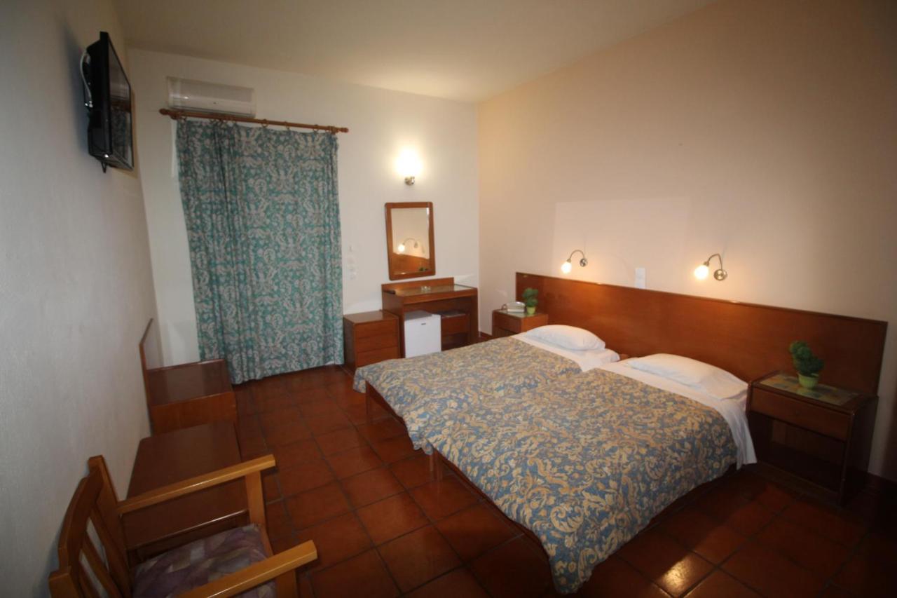 Seabird Hotel Moraitika Exterior photo