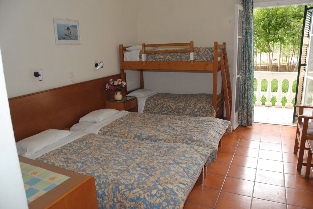 Seabird Hotel Moraitika Exterior photo